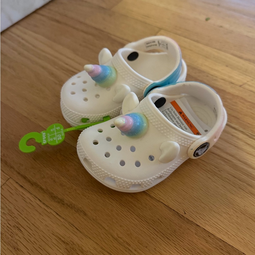 Kids Crocs Unicorn White size C5 NWT (tag not attached)